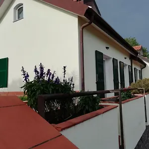 Paola Bed & Breakfast